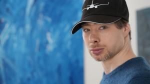 BEYOND WORDS: NON-SPEAKING ARTIST SHATTERS BARRIERS WITH FIRST SOLO SHOW IN WASHINGTON, D.C - Lost Origins Gallery