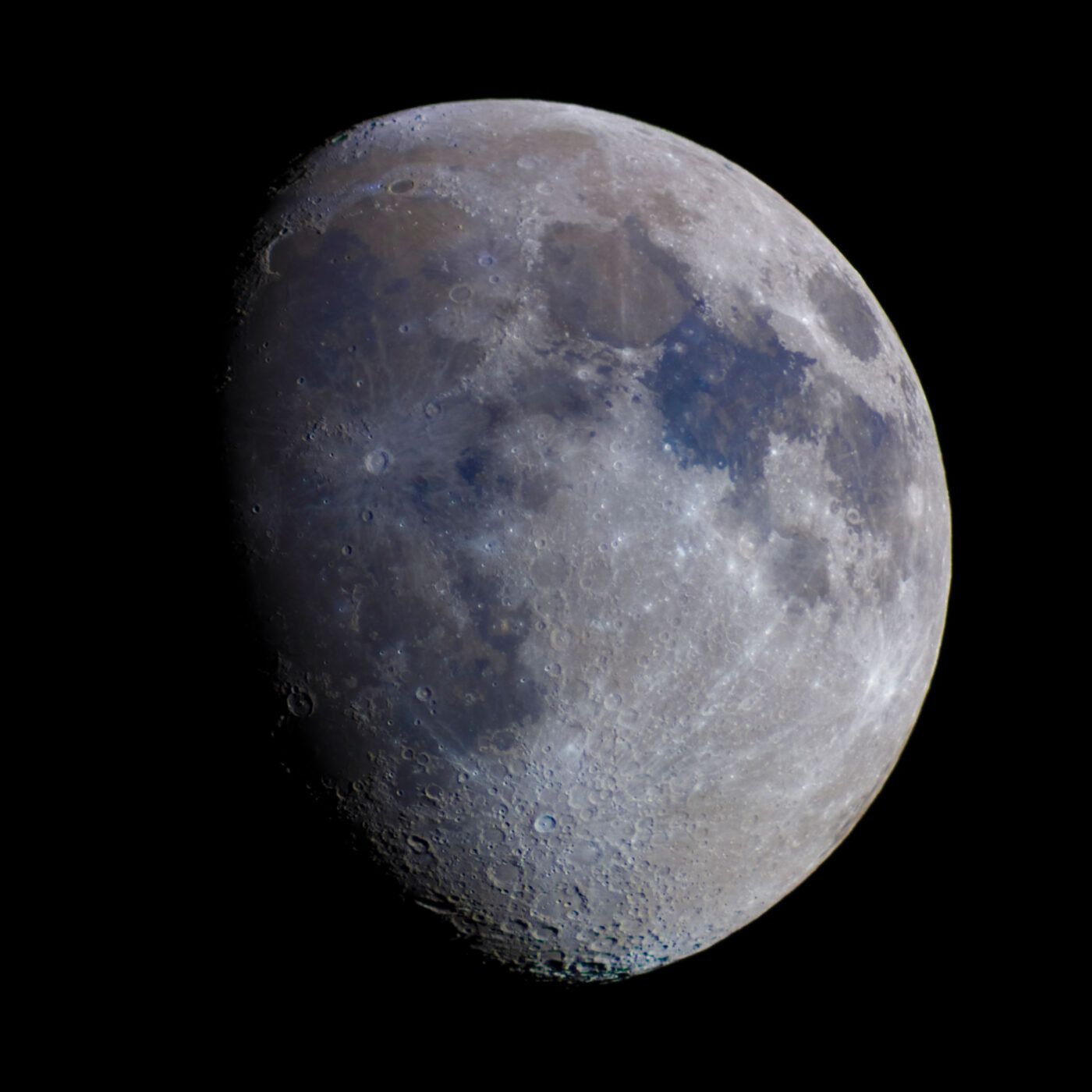 Gael Gomez - Lost Origins Gallery - Mineral Moon